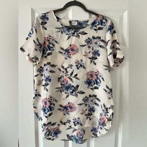 Kaileigh Short Sleeve Blouse, Pink & Blue Floral Print, Size Medium